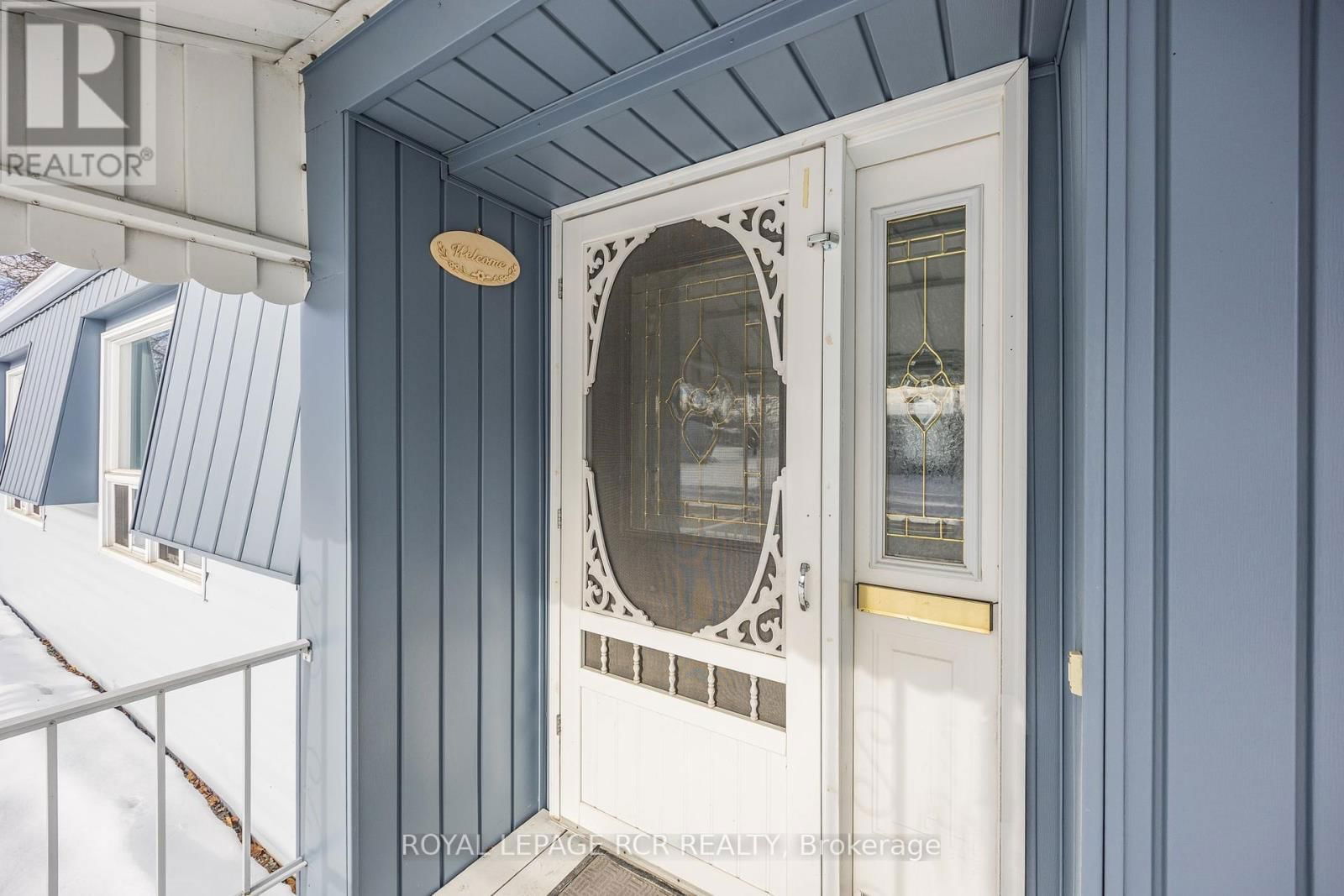 4 LINDEN LANE Image 34