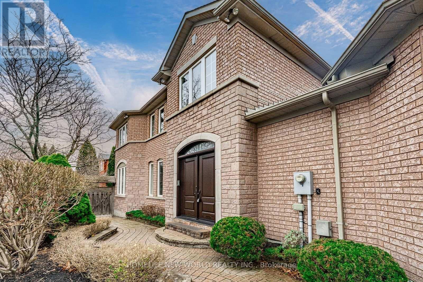 11 FORTUNE CRESCENT Image 45