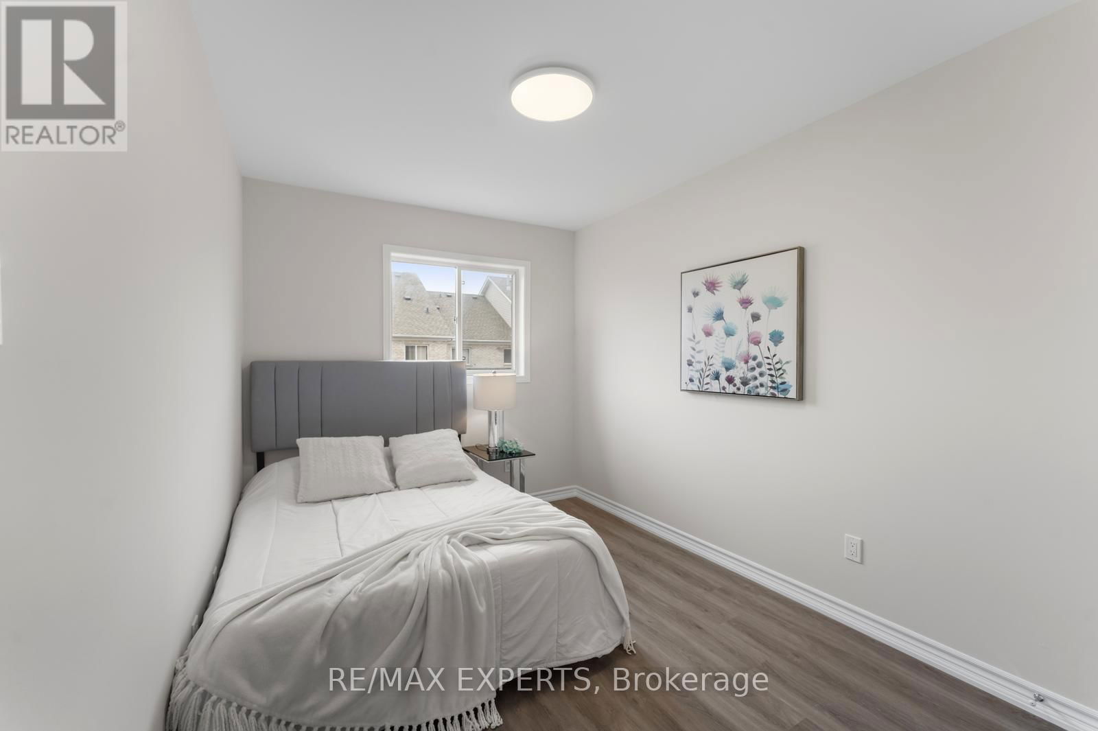 40 BENJAMIN HOOD CRESCENT Image 25