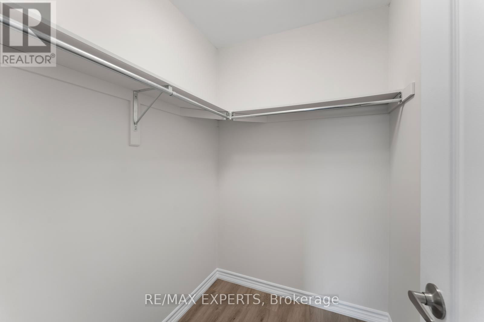 40 BENJAMIN HOOD CRESCENT Image 27