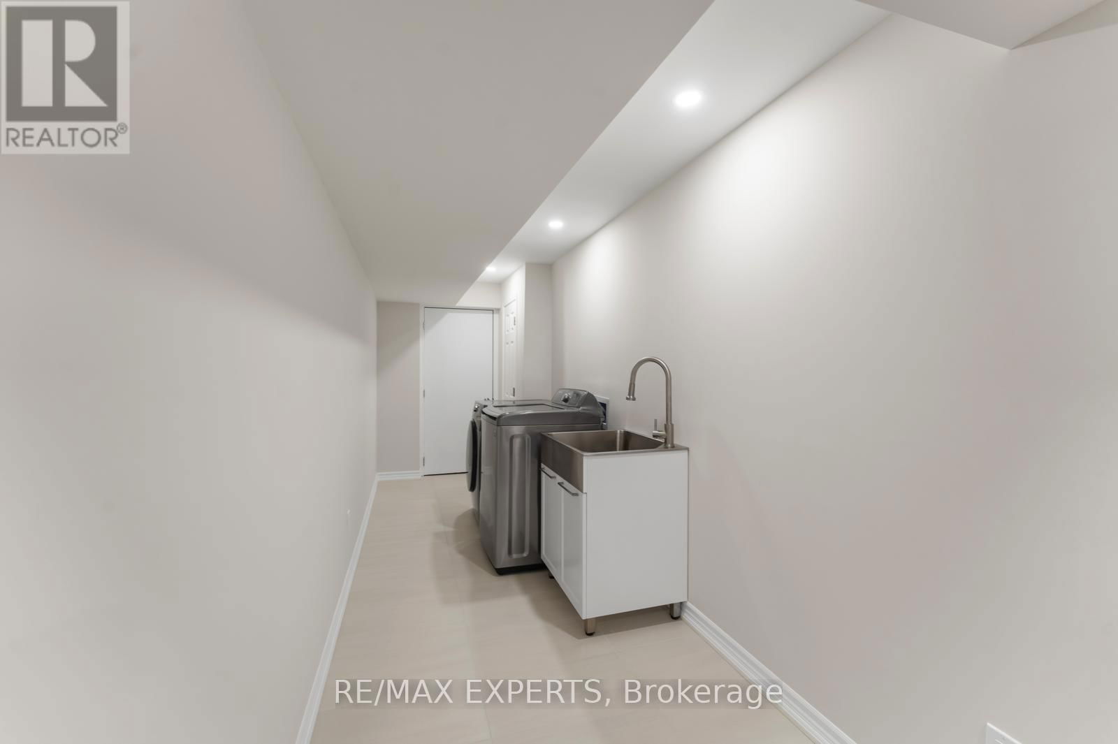 40 BENJAMIN HOOD CRESCENT Image 34