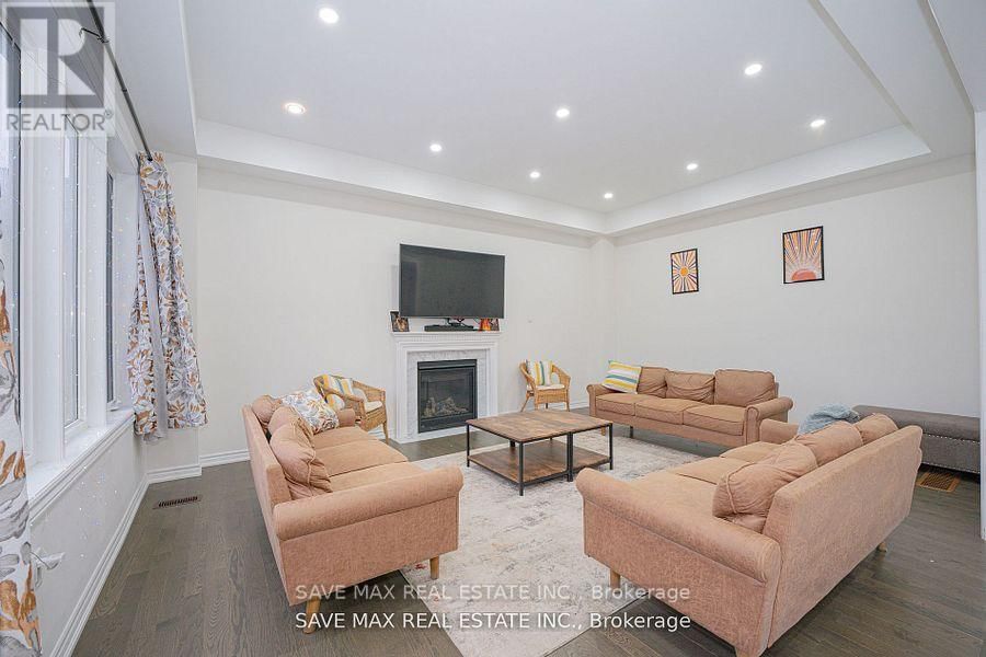 1615 CORSAL COURT Image 10
