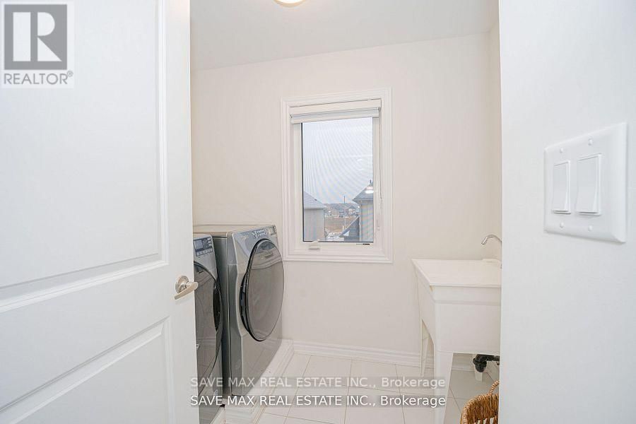 1615 CORSAL COURT Image 27