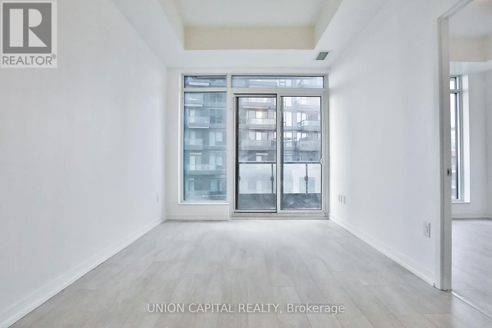 702E - 8868 YONGE STREET Image 8