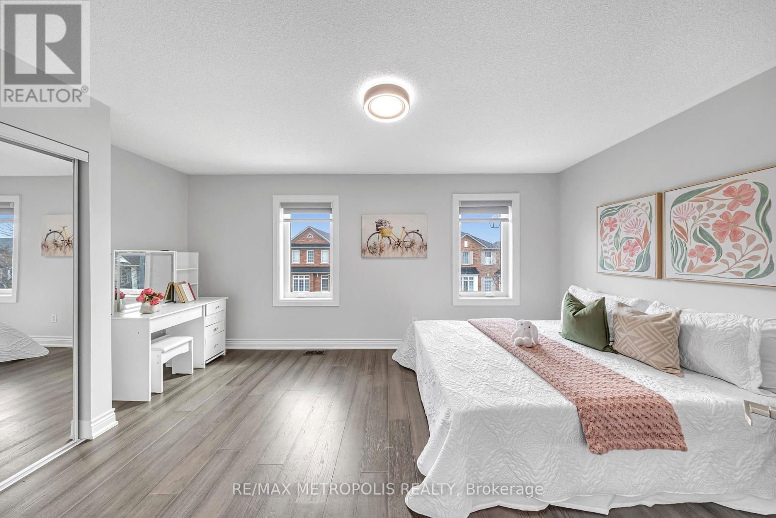 10 SNOWCREEK STREET Image 19