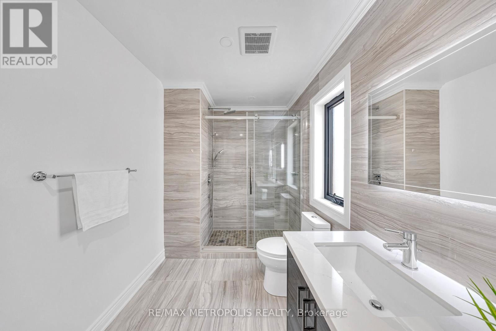 10 SNOWCREEK STREET Image 23