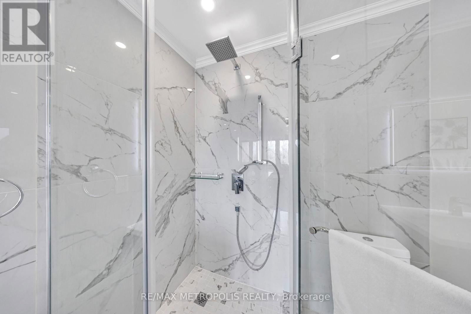 10 SNOWCREEK STREET Image 30