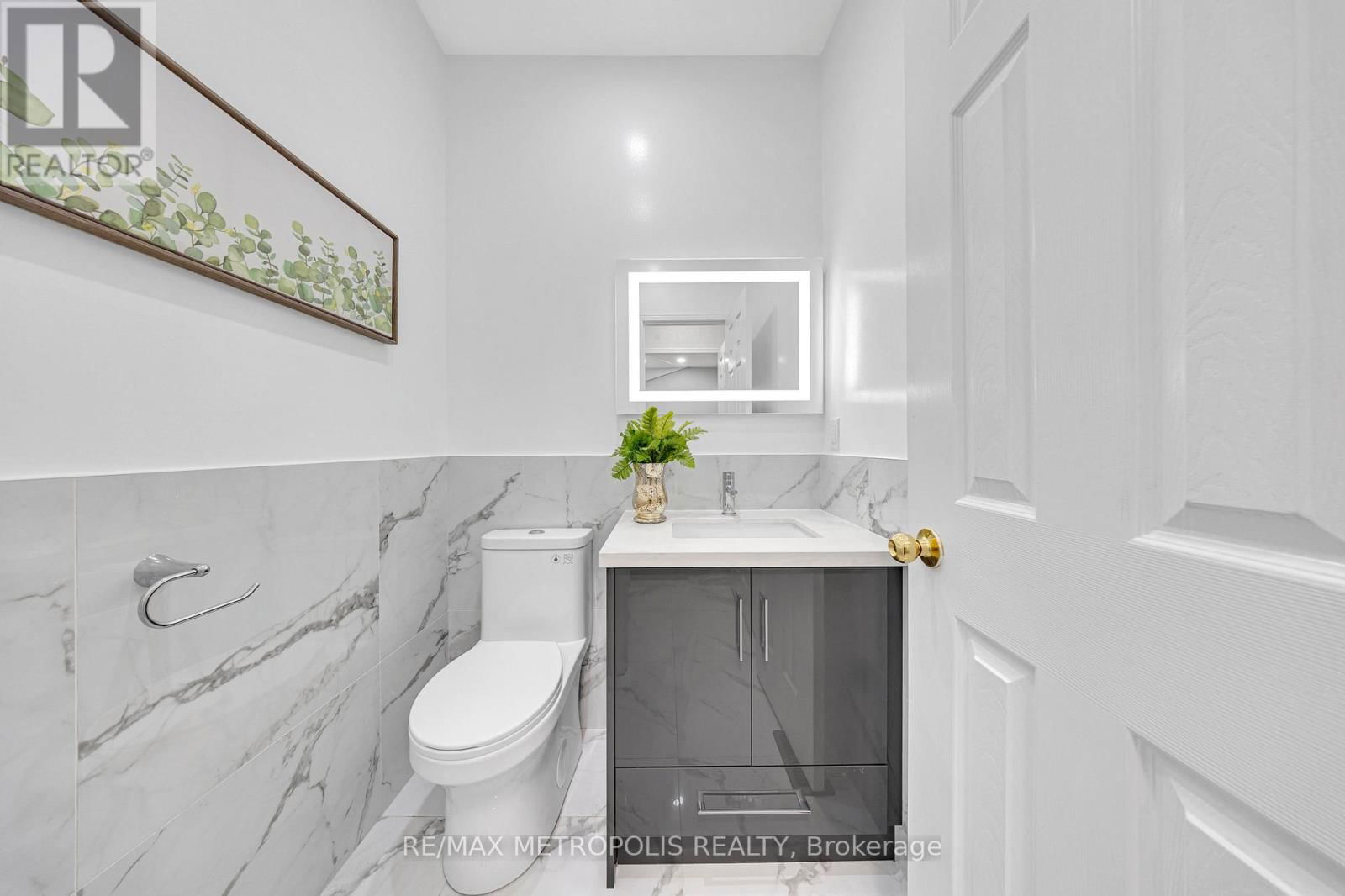 10 SNOWCREEK STREET Image 33