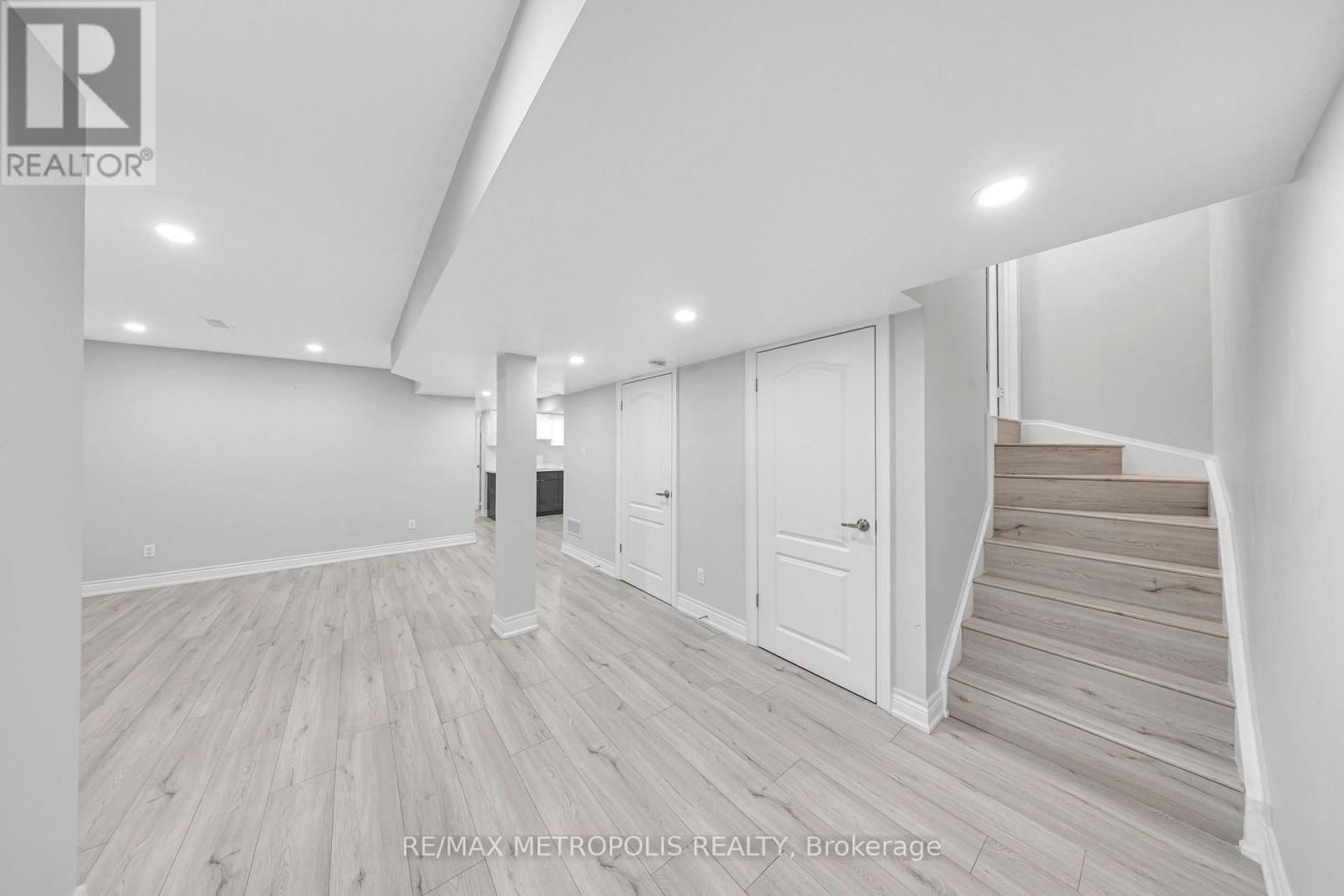 10 SNOWCREEK STREET Image 34