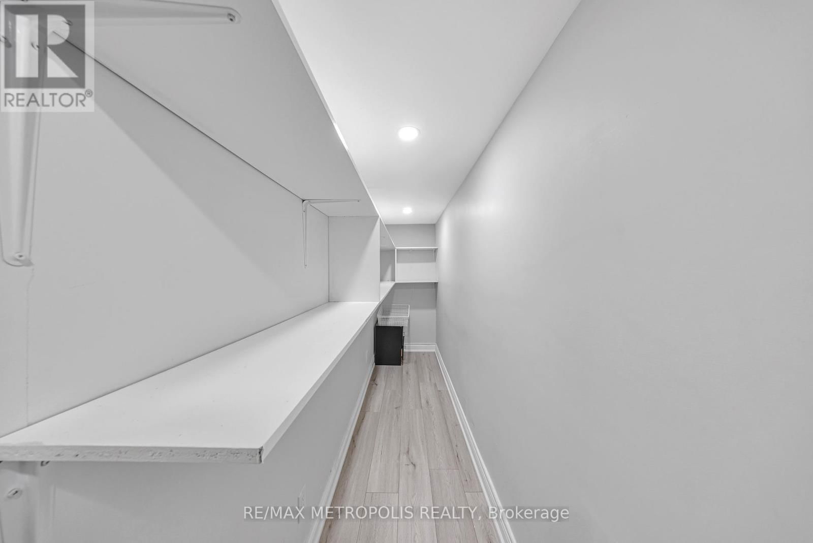10 SNOWCREEK STREET Image 37