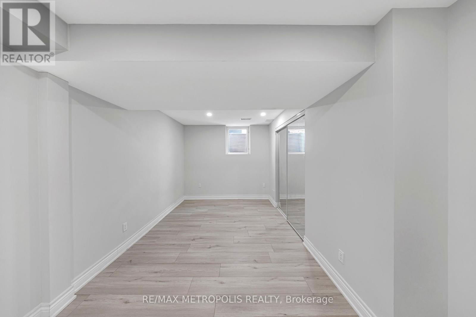 10 SNOWCREEK STREET Image 39