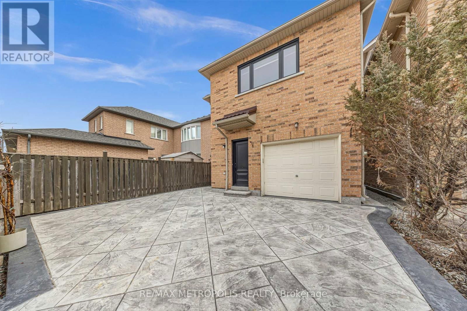 10 SNOWCREEK STREET Image 45