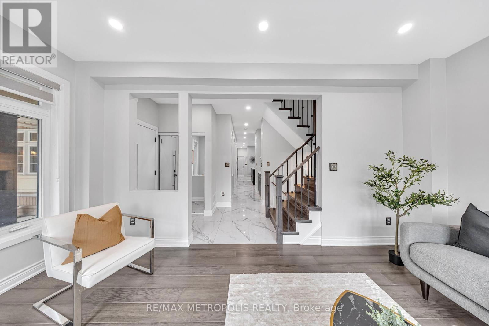 10 SNOWCREEK STREET Image 6