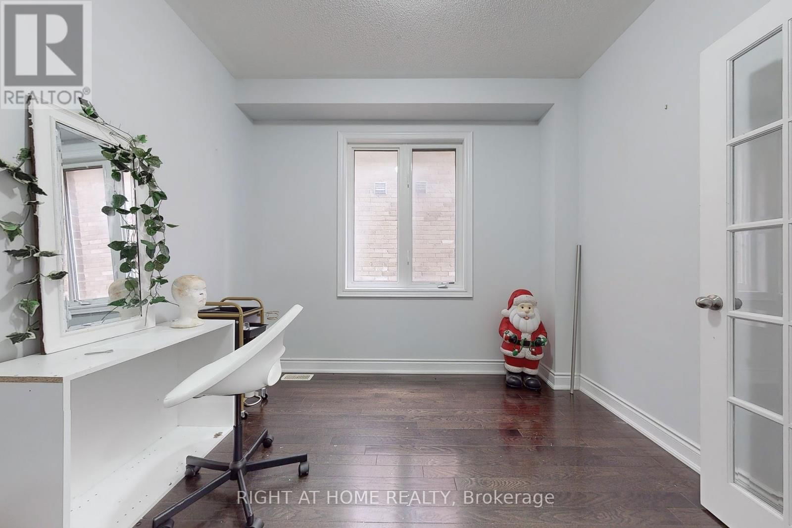 2094 WEBSTER BOULEVARD Image 15