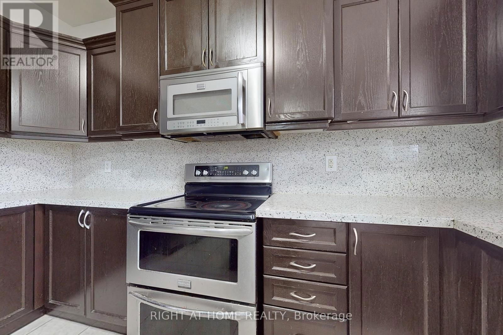 2094 WEBSTER BOULEVARD Image 20