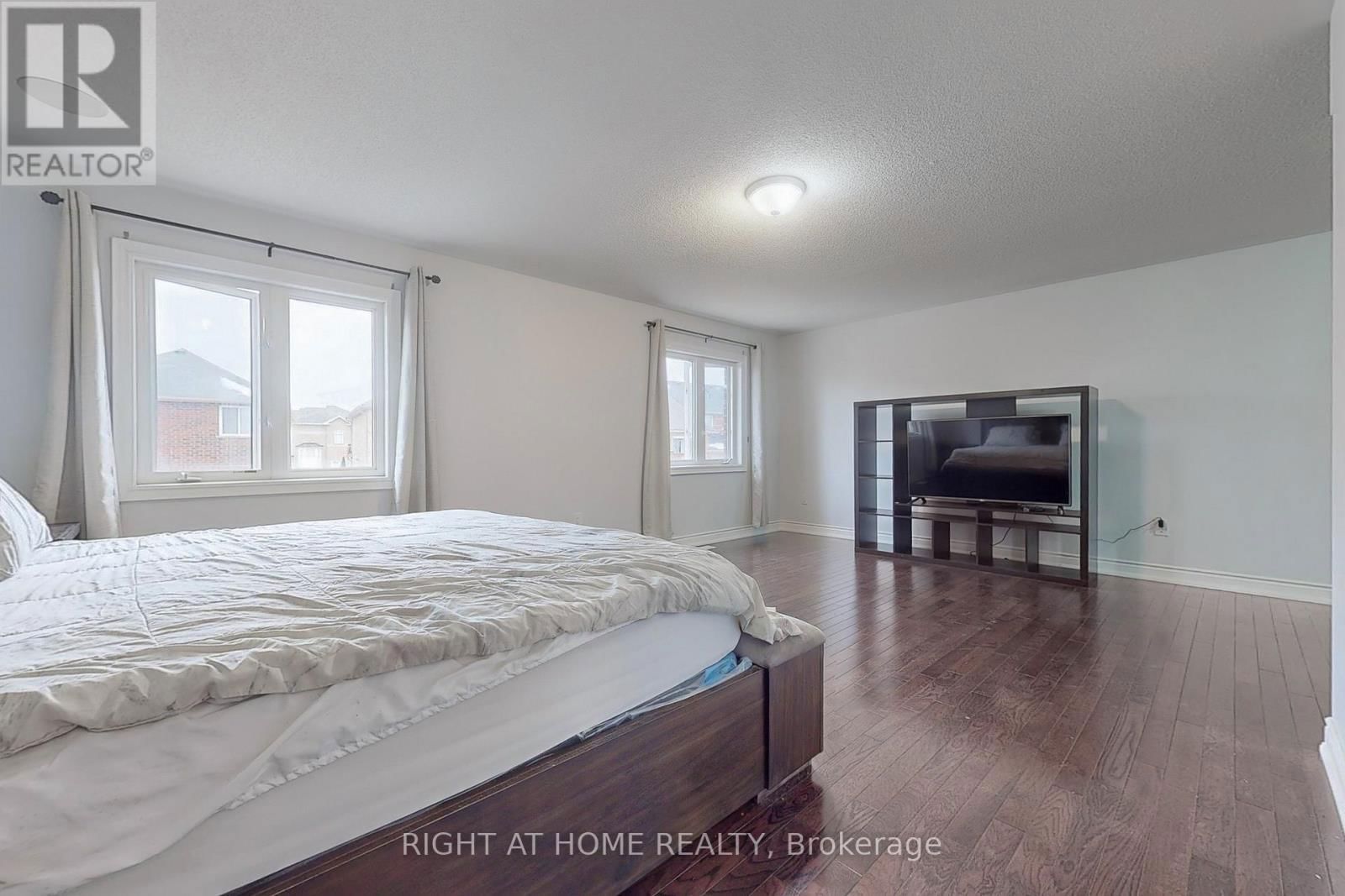 2094 WEBSTER BOULEVARD Image 25