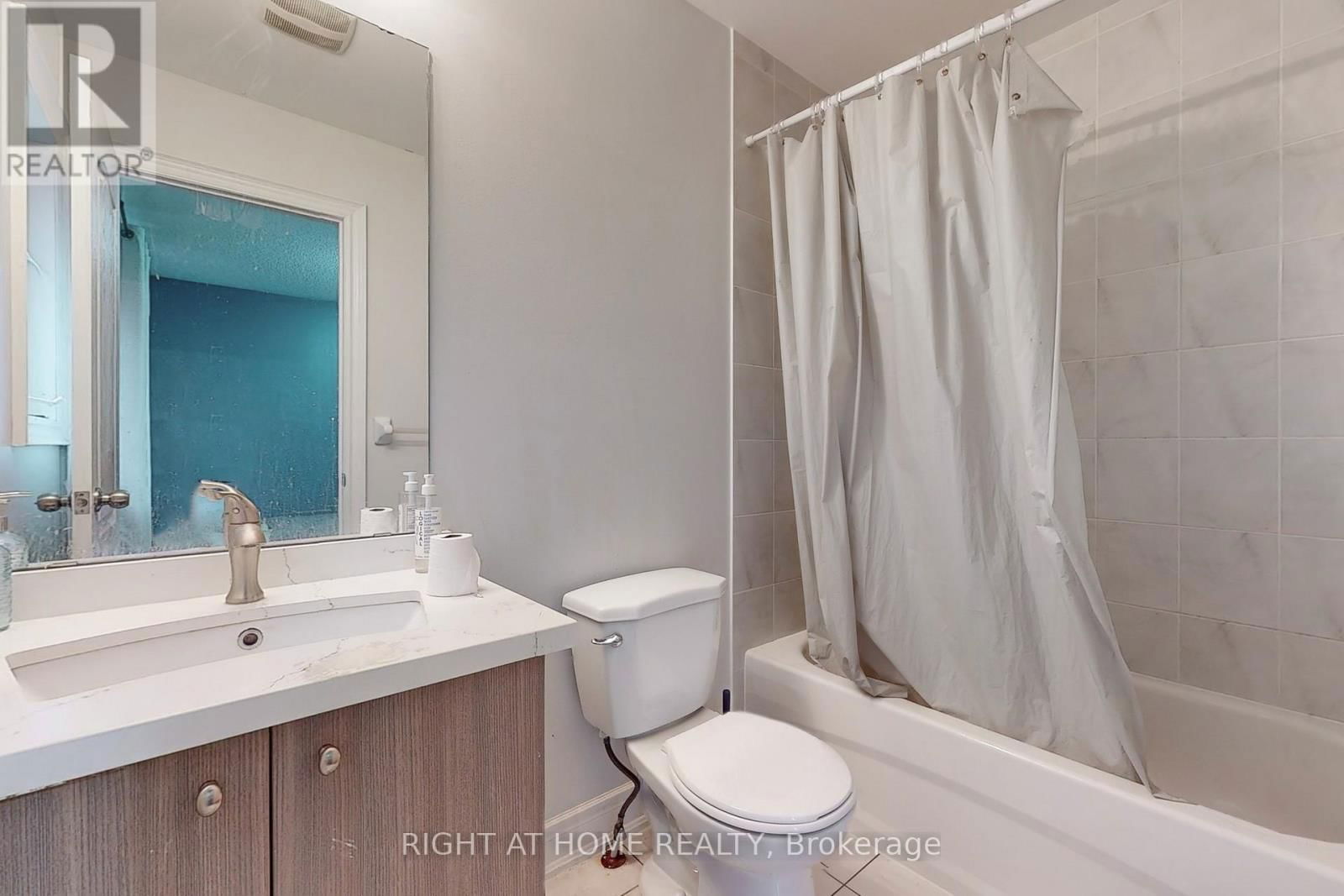 2094 WEBSTER BOULEVARD Image 34