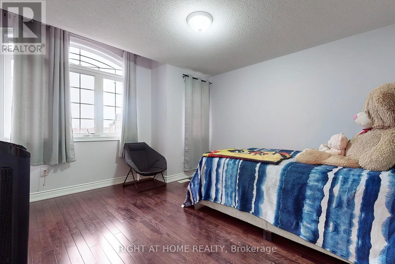 2094 WEBSTER BOULEVARD Image 35