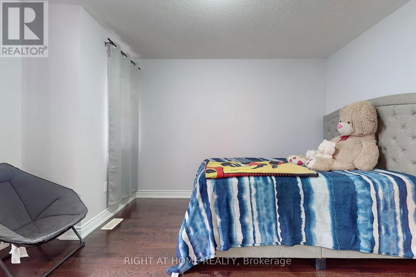 2094 WEBSTER BOULEVARD Image 36