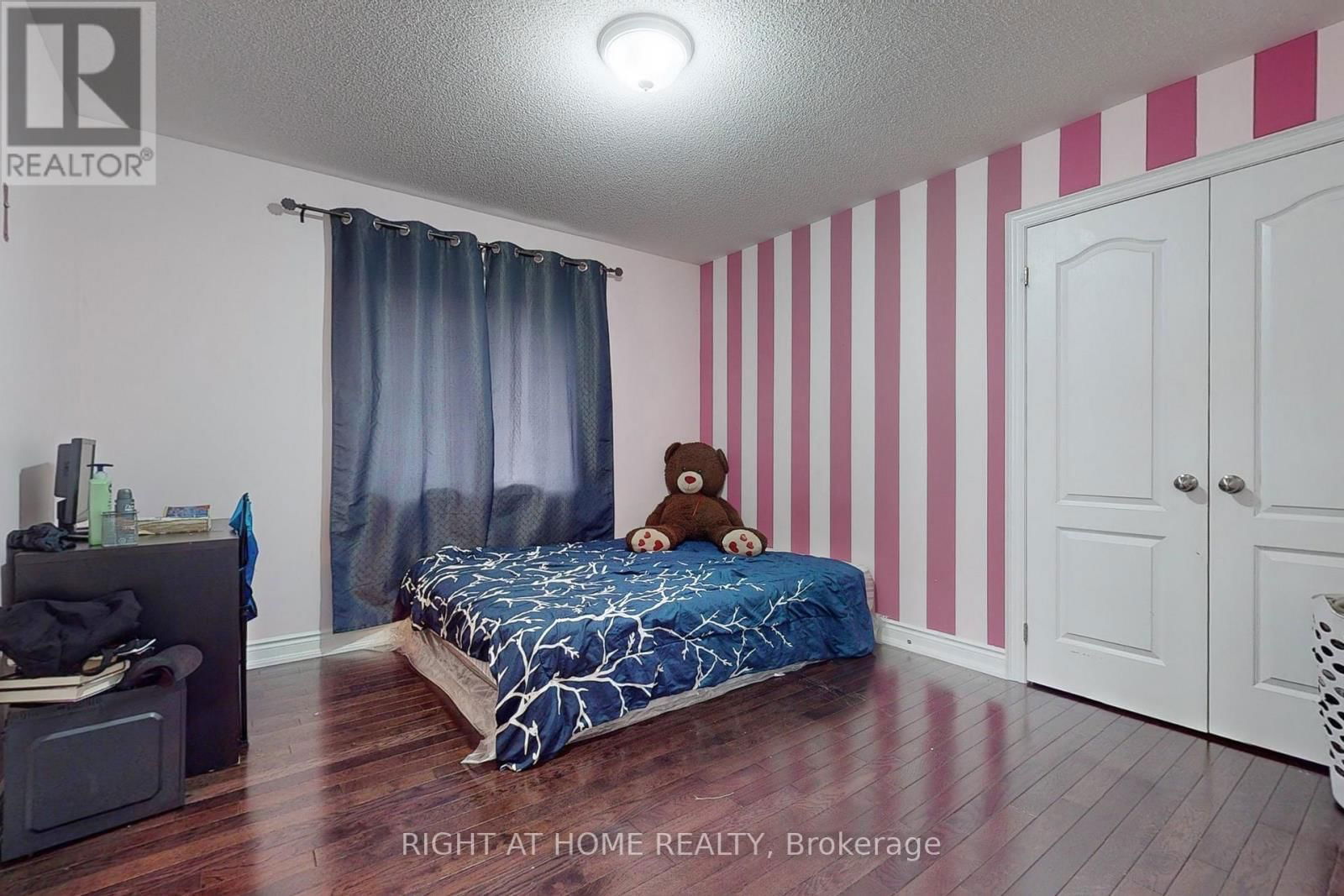 2094 WEBSTER BOULEVARD Image 40