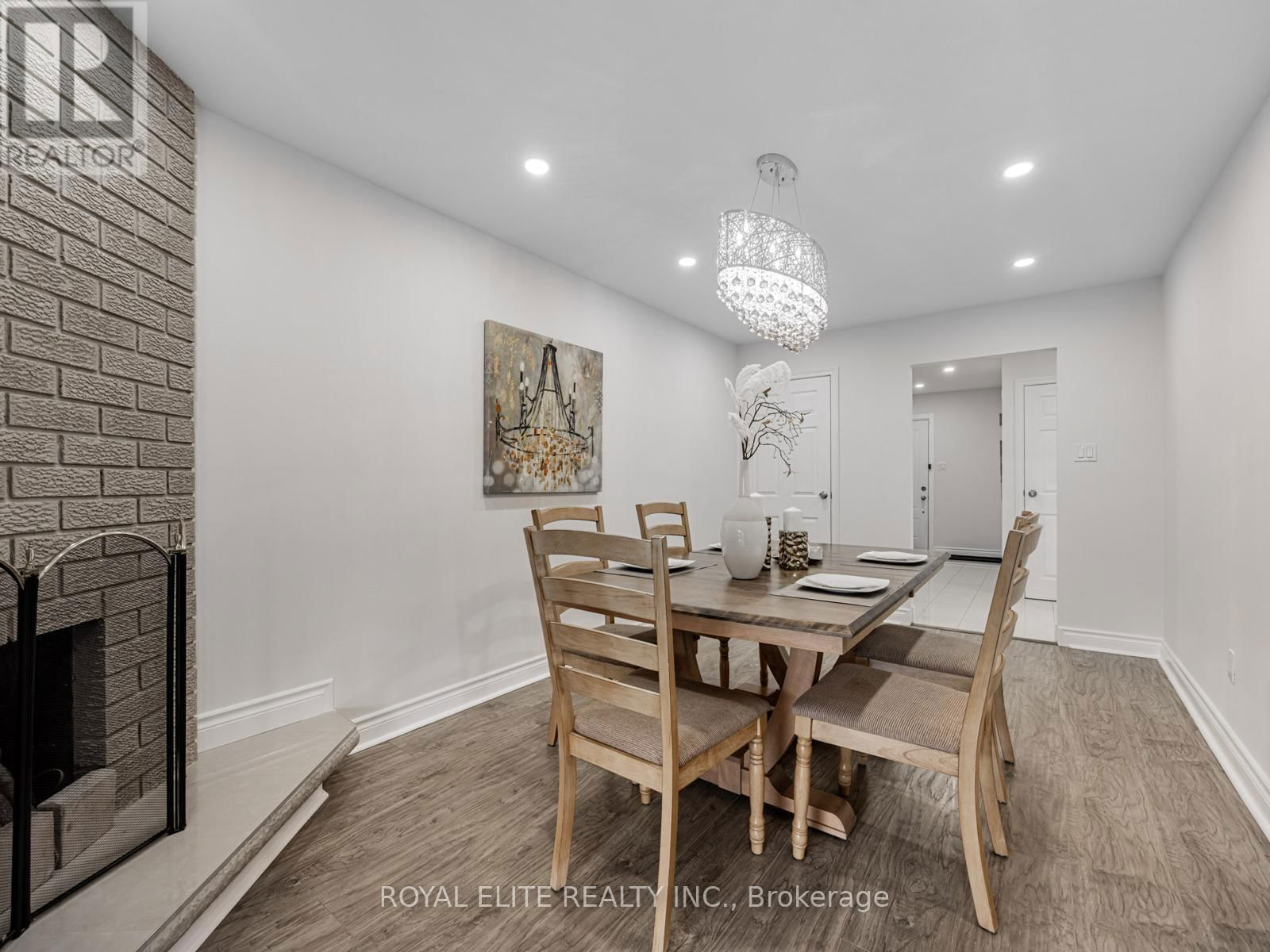 29 ASHMORE CRESCENT Image 10