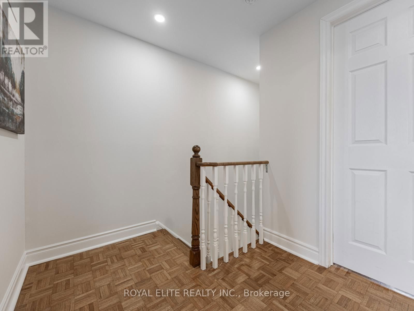 29 ASHMORE CRESCENT Image 16