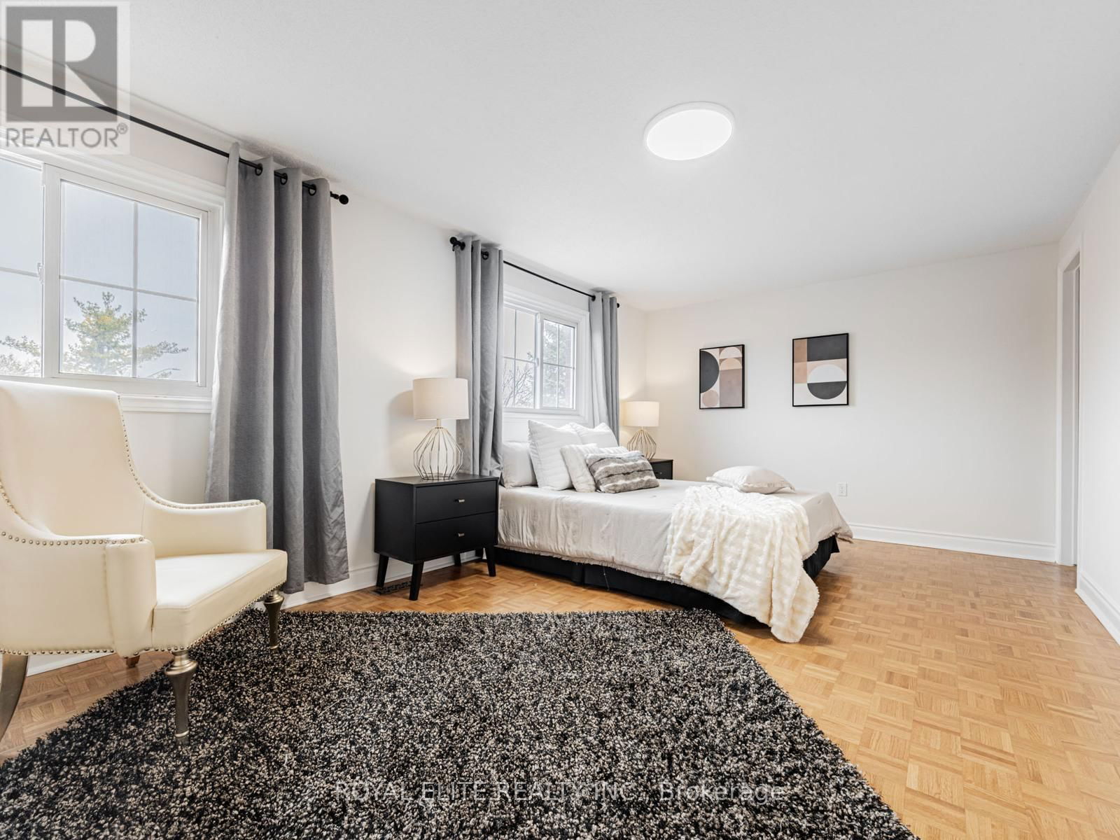 29 ASHMORE CRESCENT Image 17
