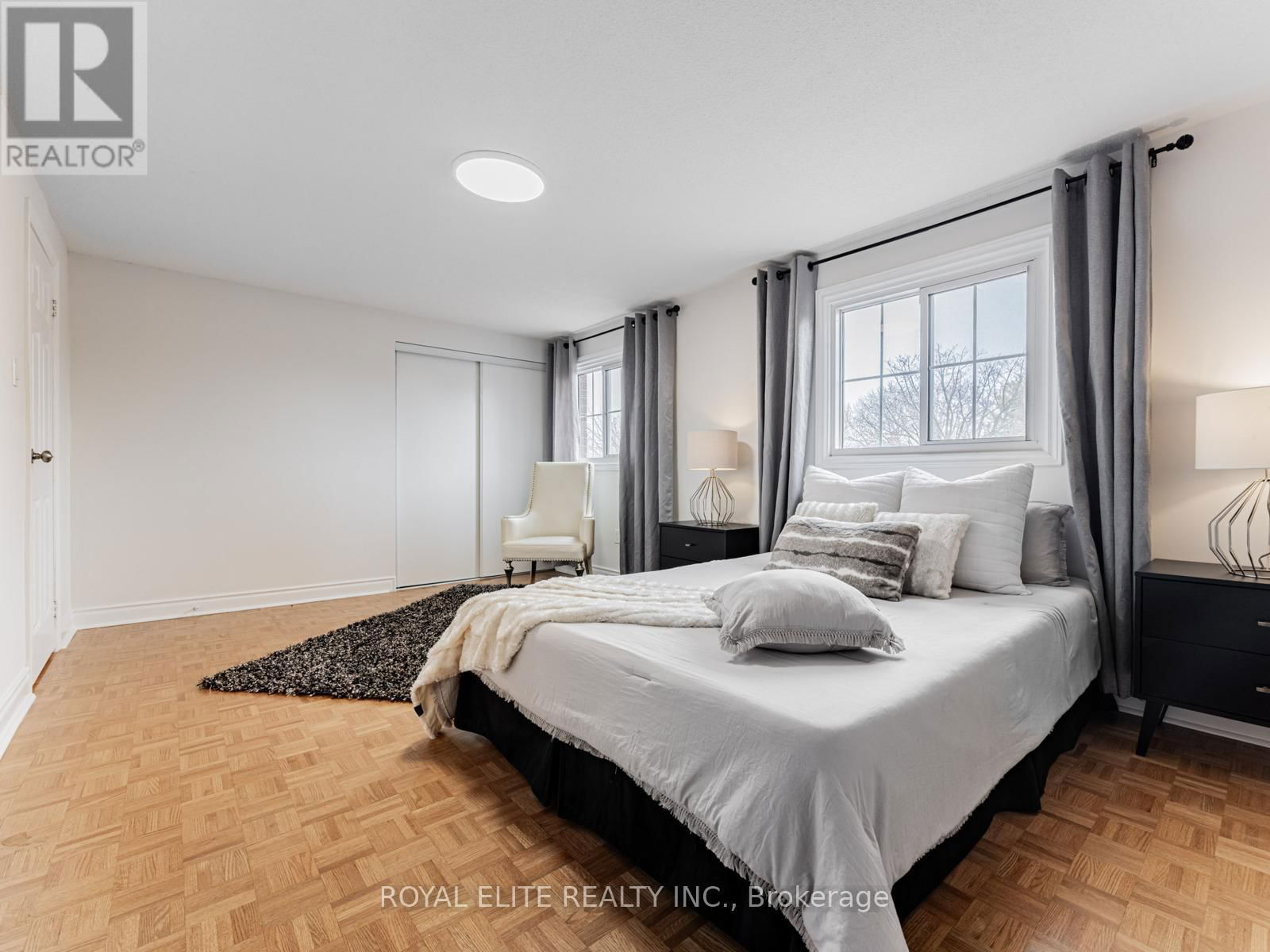 29 ASHMORE CRESCENT Image 18