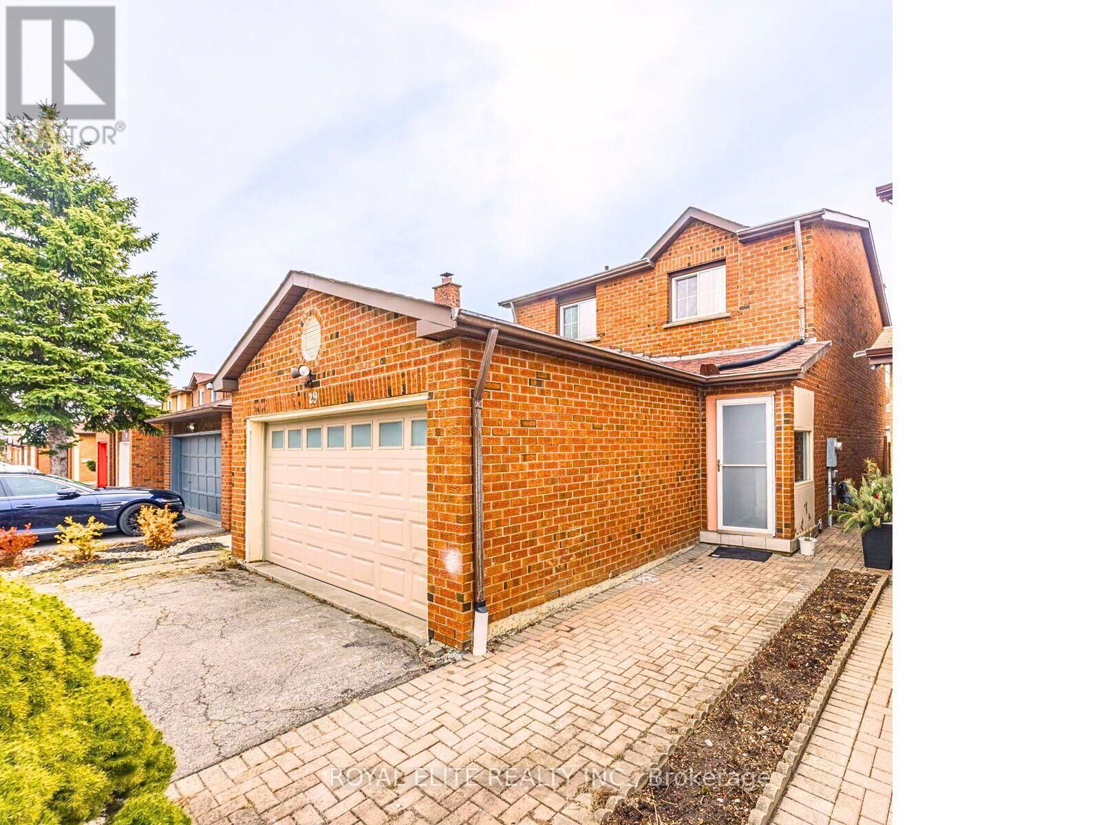 29 ASHMORE CRESCENT Image 3