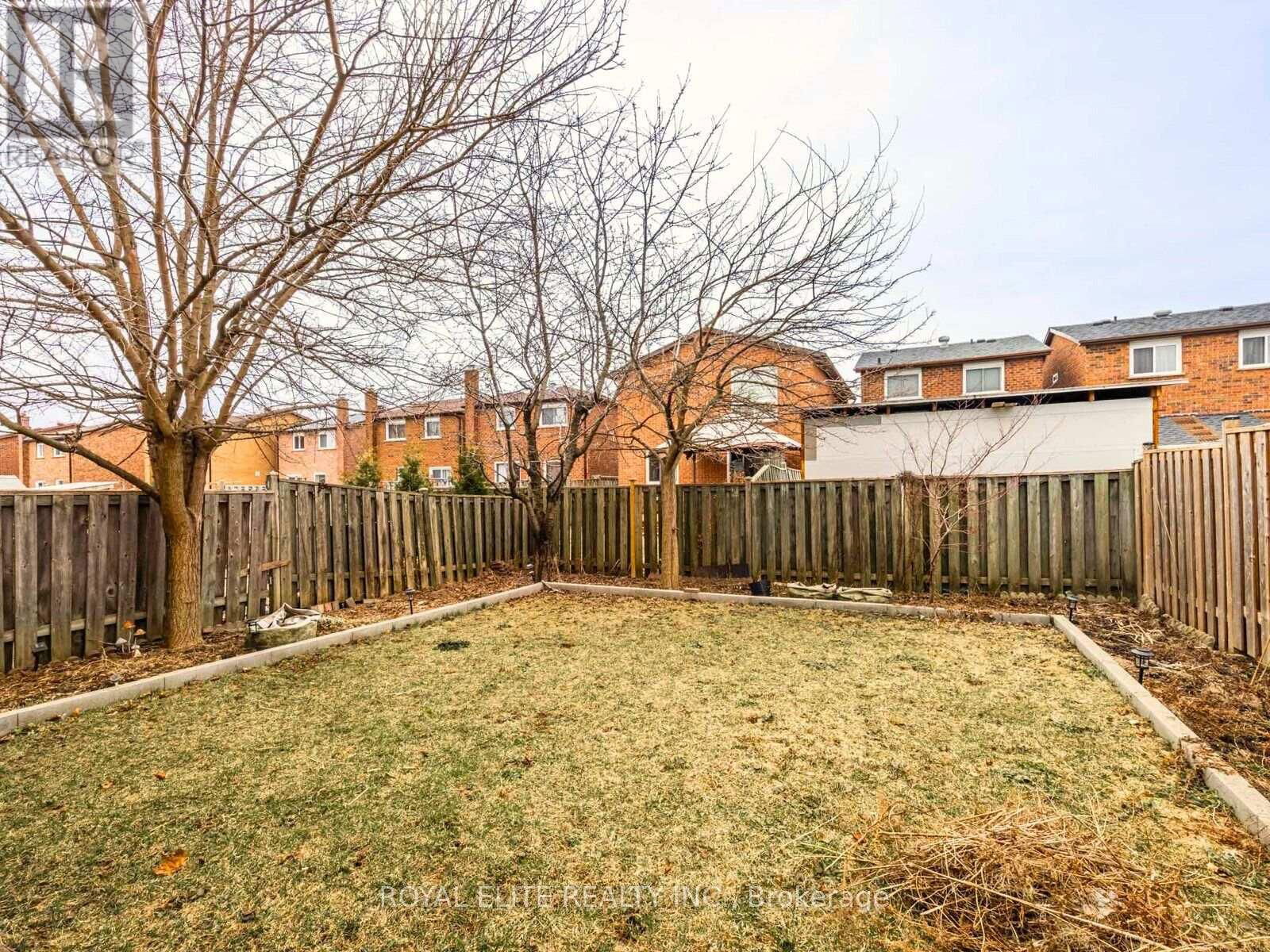 29 ASHMORE CRESCENT Image 31
