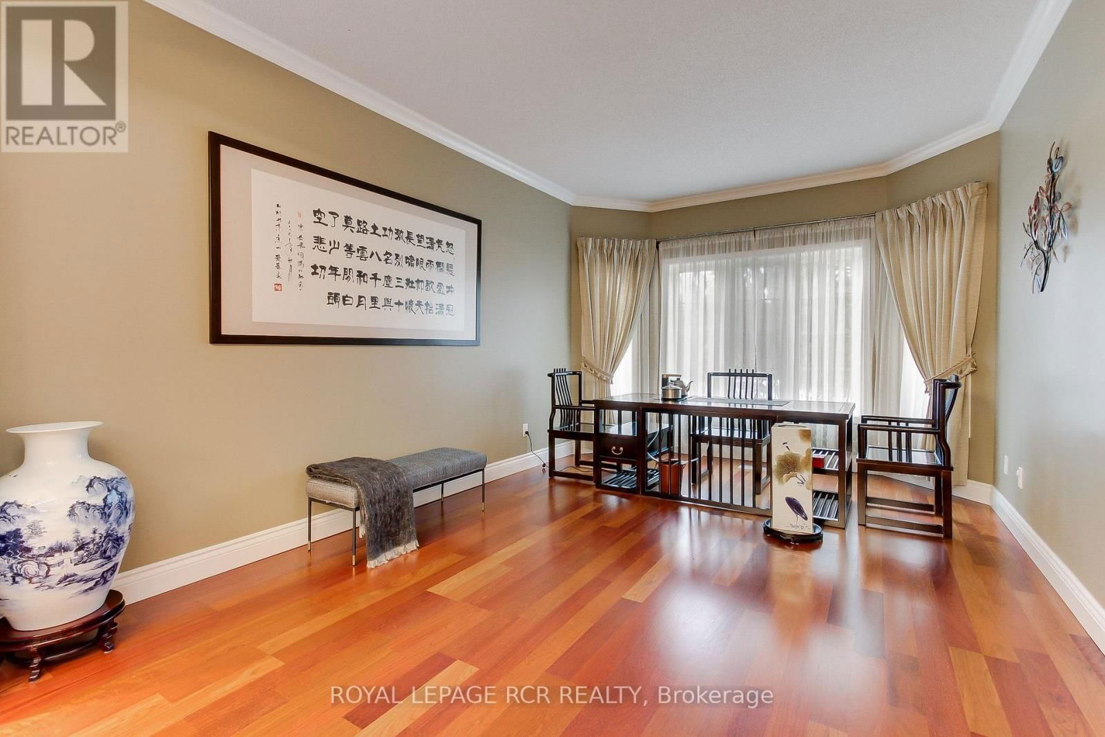 558 LYMAN BOULEVARD Image 10