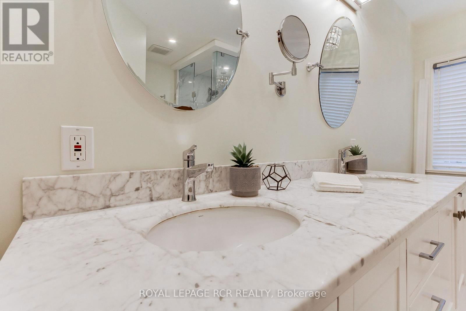 558 LYMAN BOULEVARD Image 30