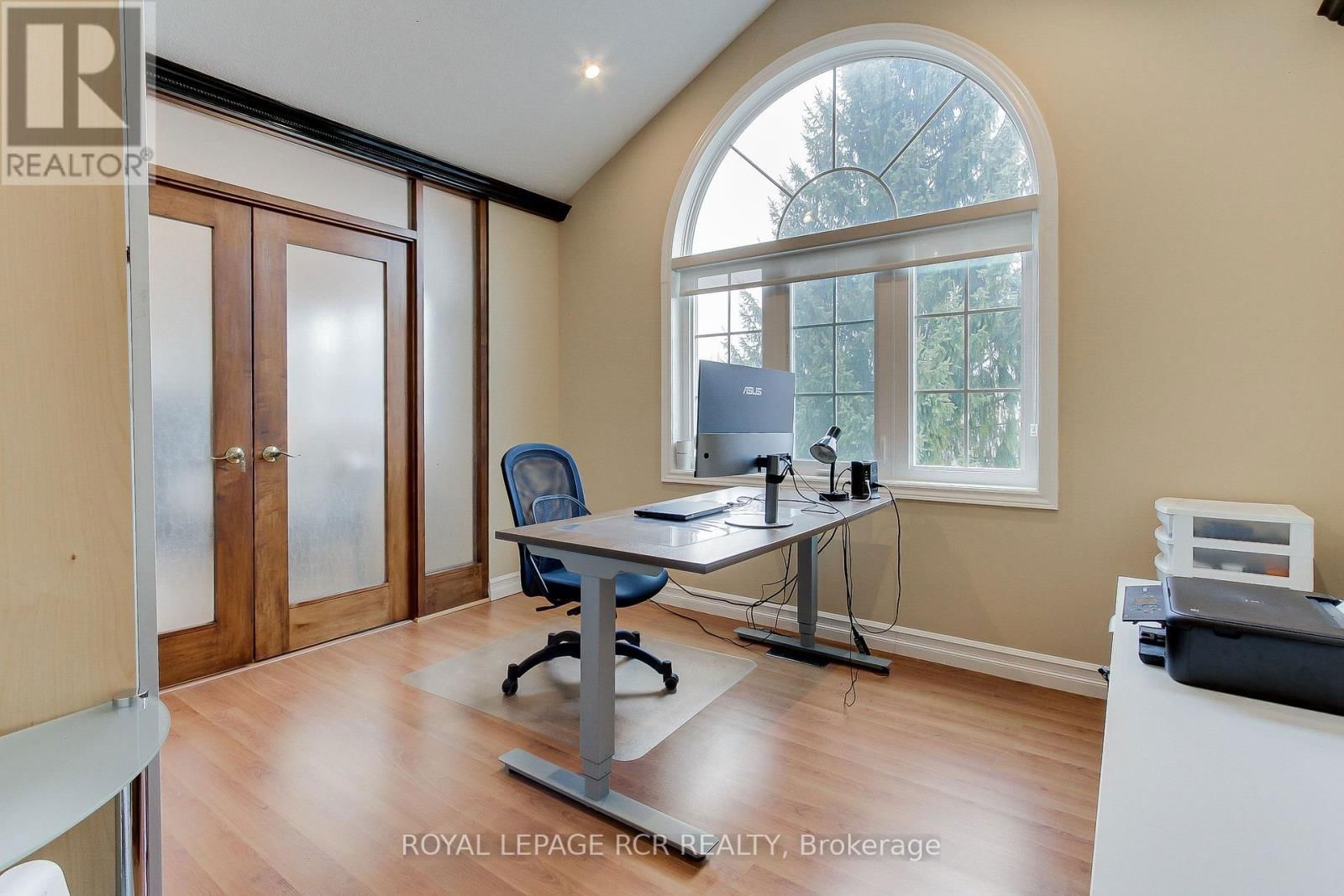 558 LYMAN BOULEVARD Image 32