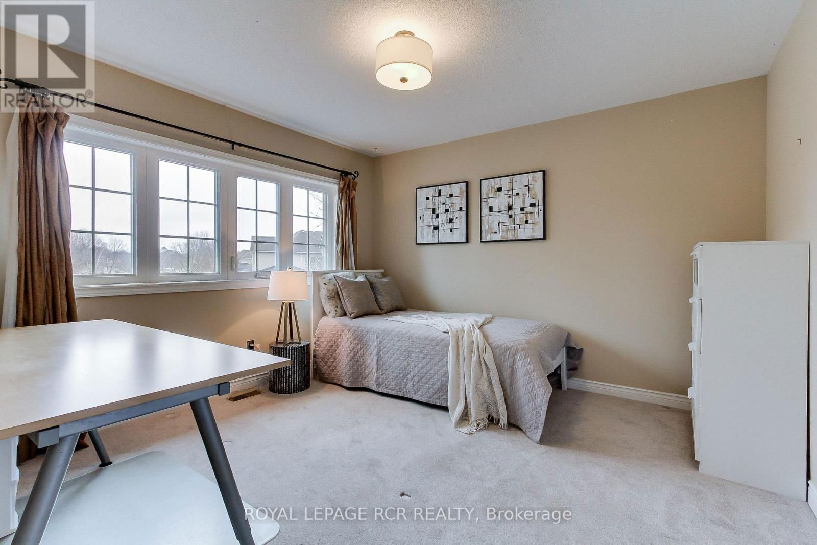 558 LYMAN BOULEVARD Image 34