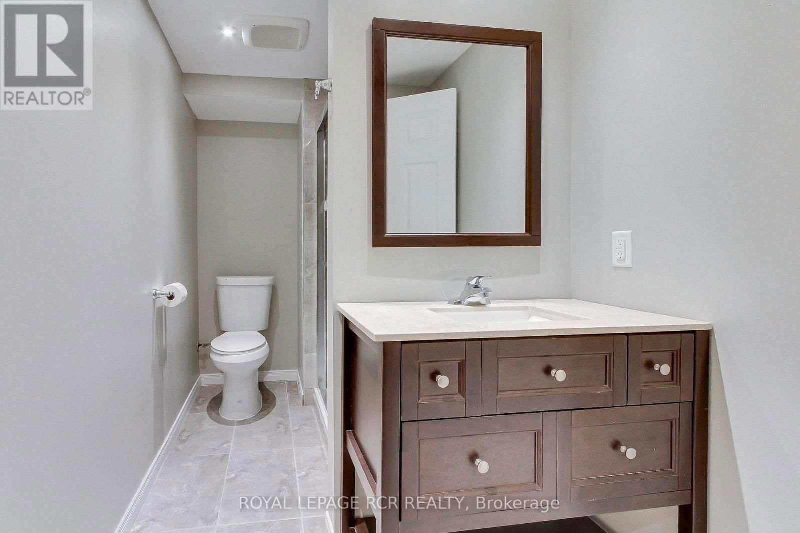 558 LYMAN BOULEVARD Image 38