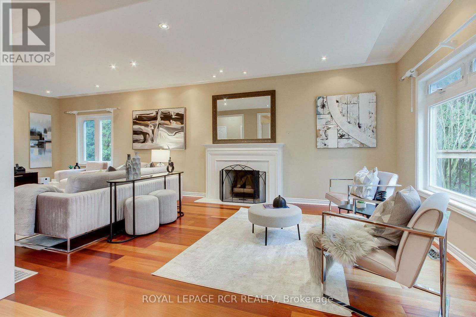 558 LYMAN BOULEVARD Image 9