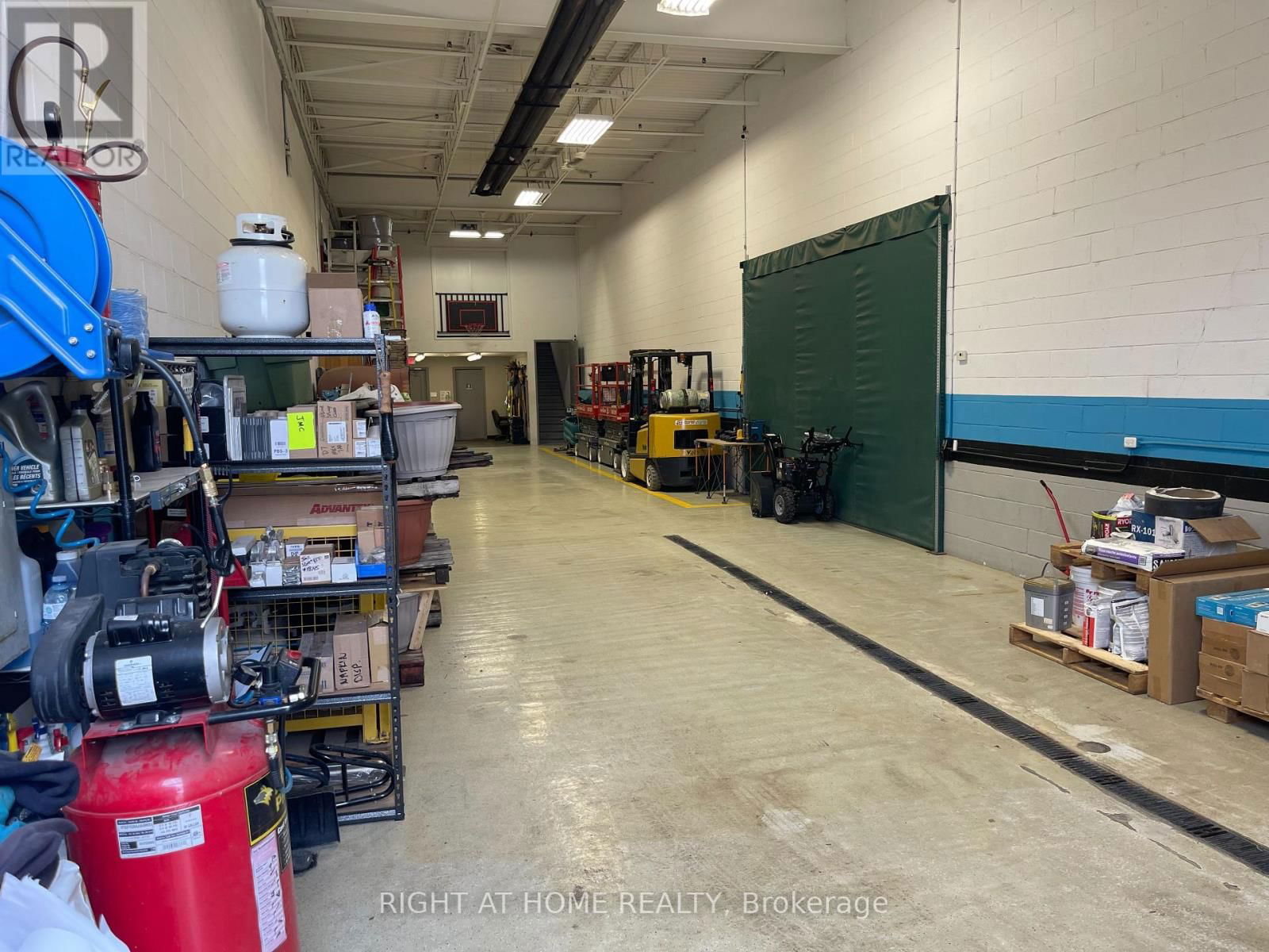12 - 160 CIDERMILL AVENUE Image 22