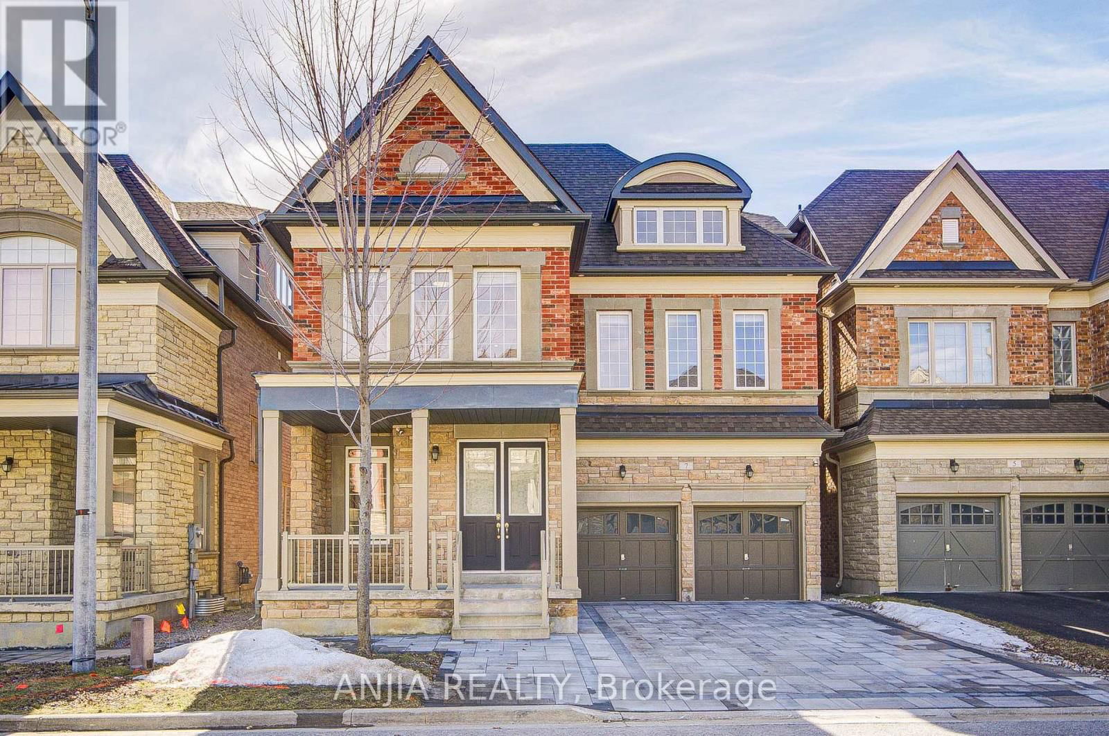 7 MARIO AVENUE Image 1