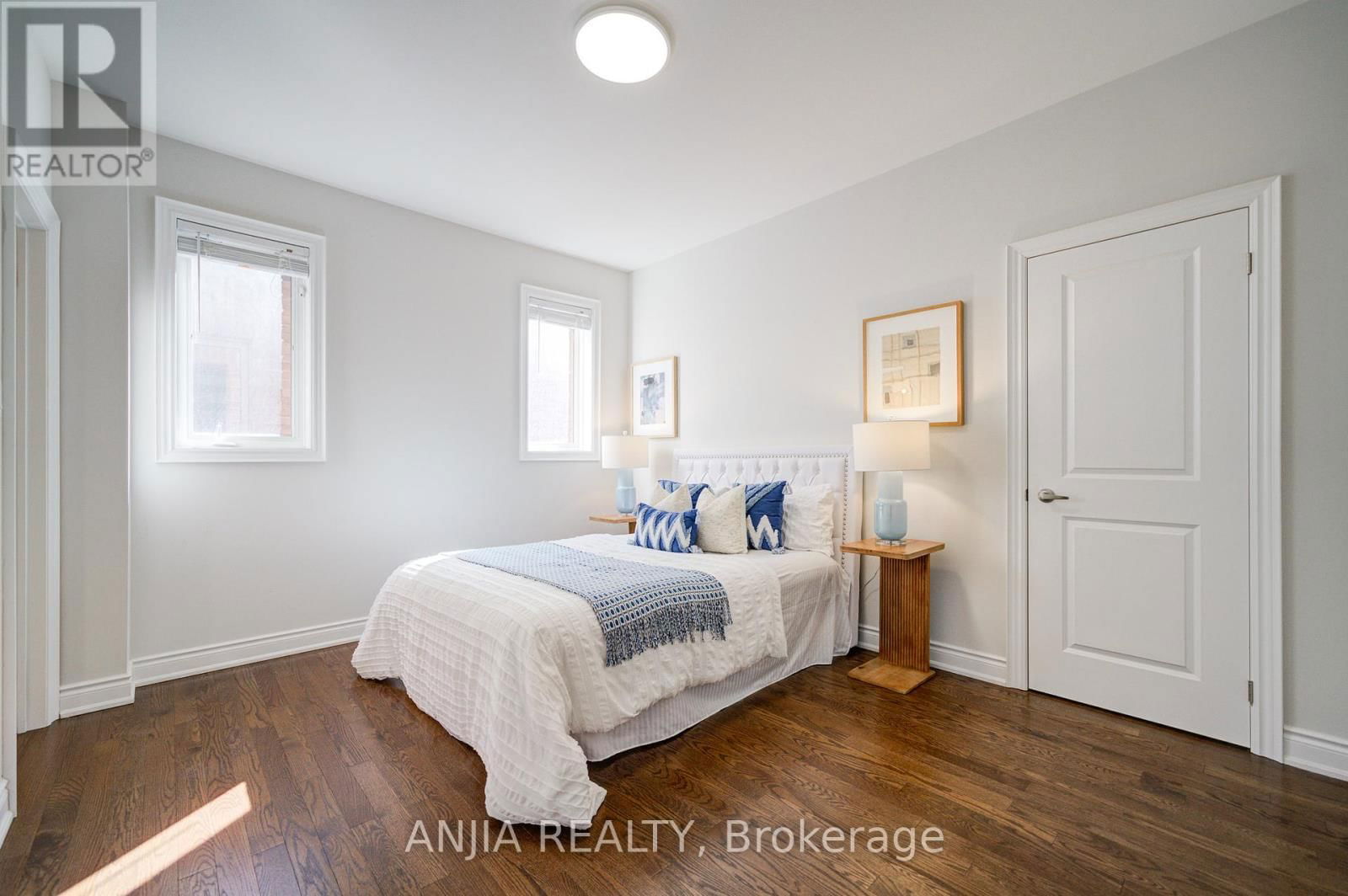 7 MARIO AVENUE Image 32