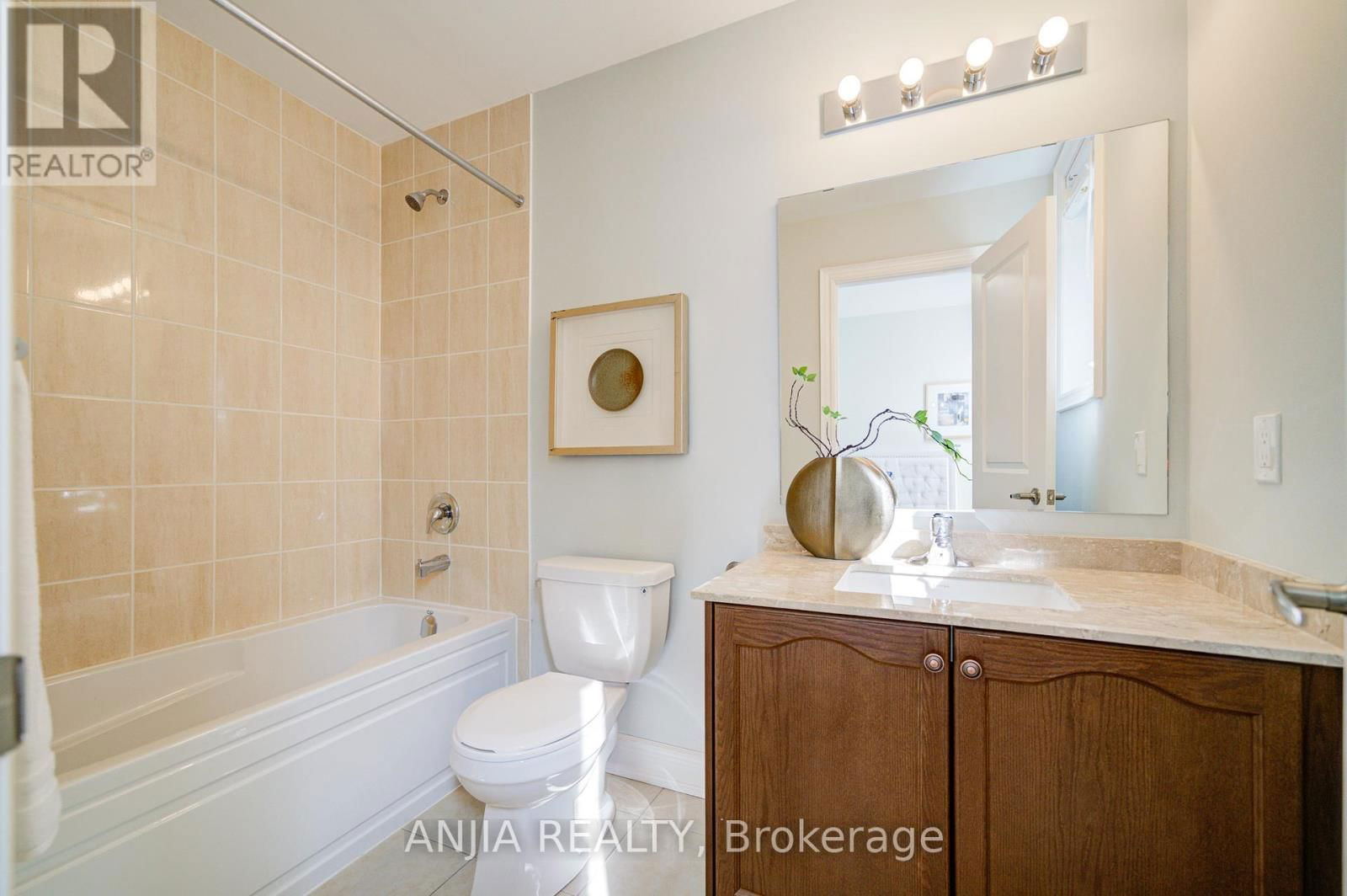 7 MARIO AVENUE Image 34