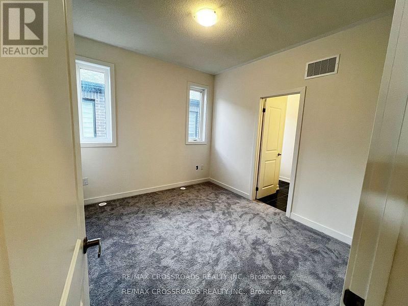 18 RILEY REED LANE Image 20