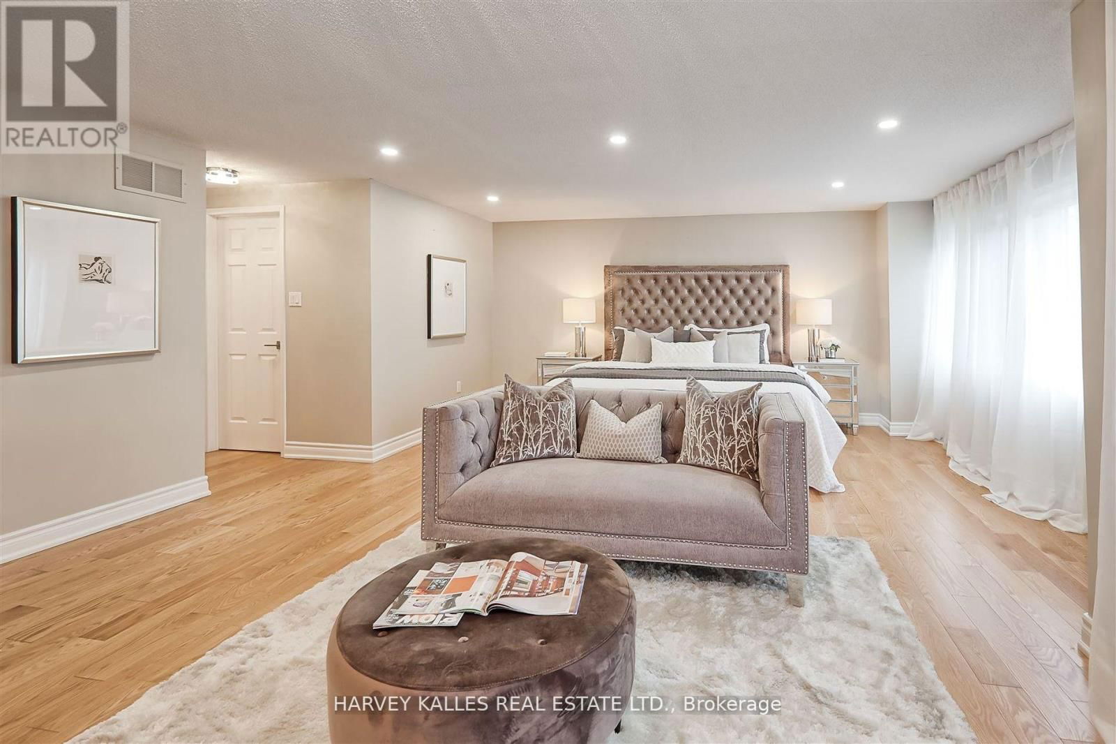 26 BRANTWOOD COURT Image 33