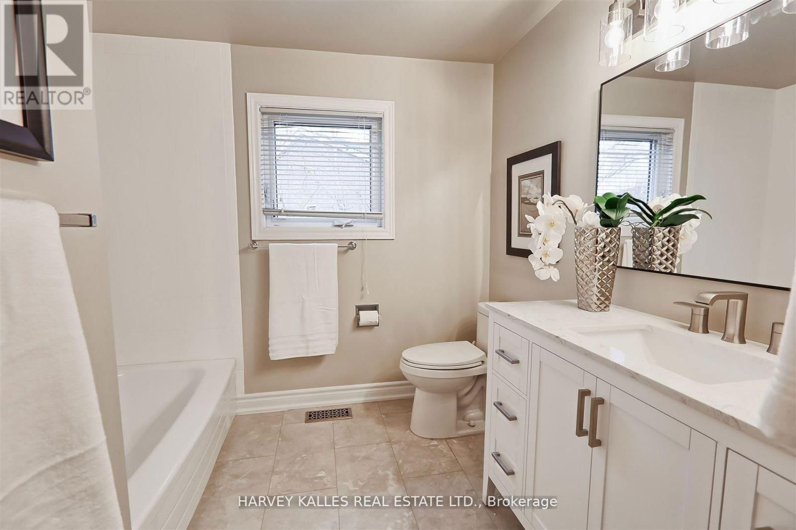 26 BRANTWOOD COURT Image 41