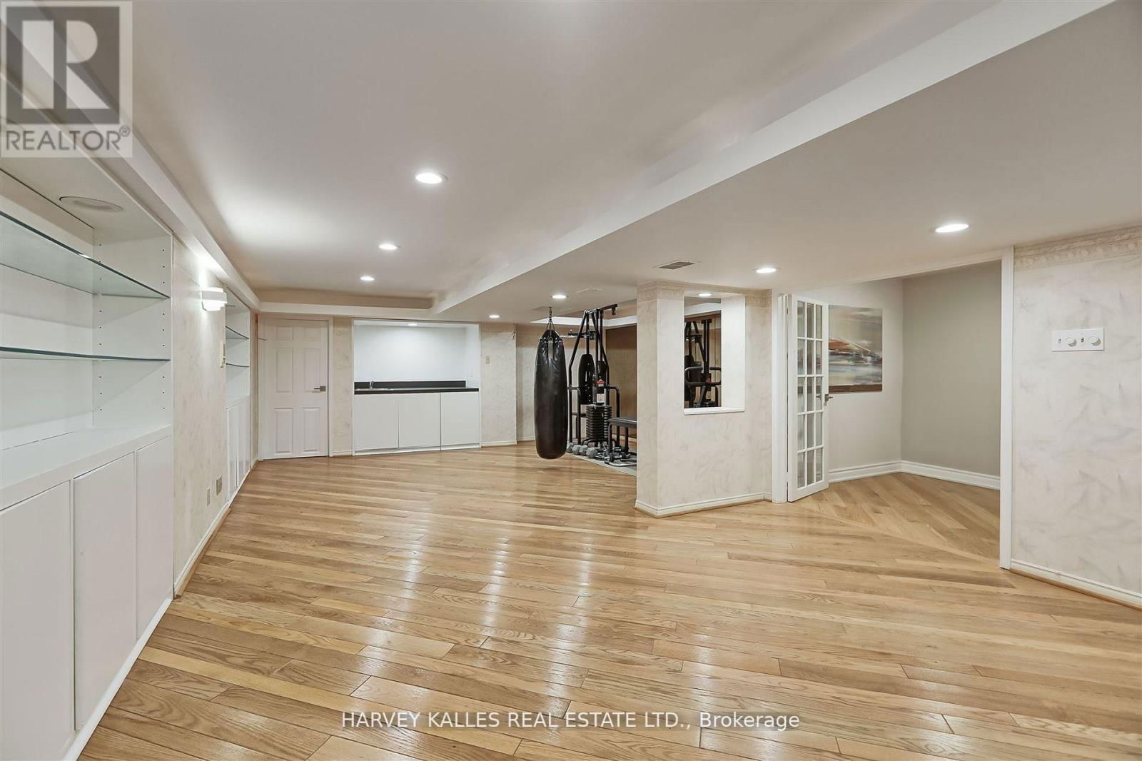 26 BRANTWOOD COURT Image 43