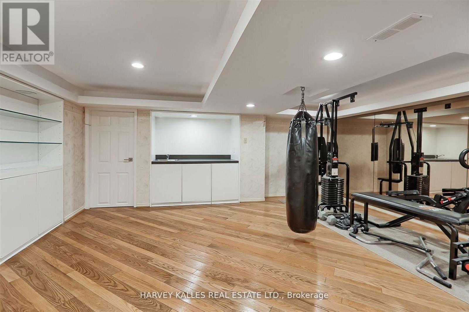 26 BRANTWOOD COURT Image 44