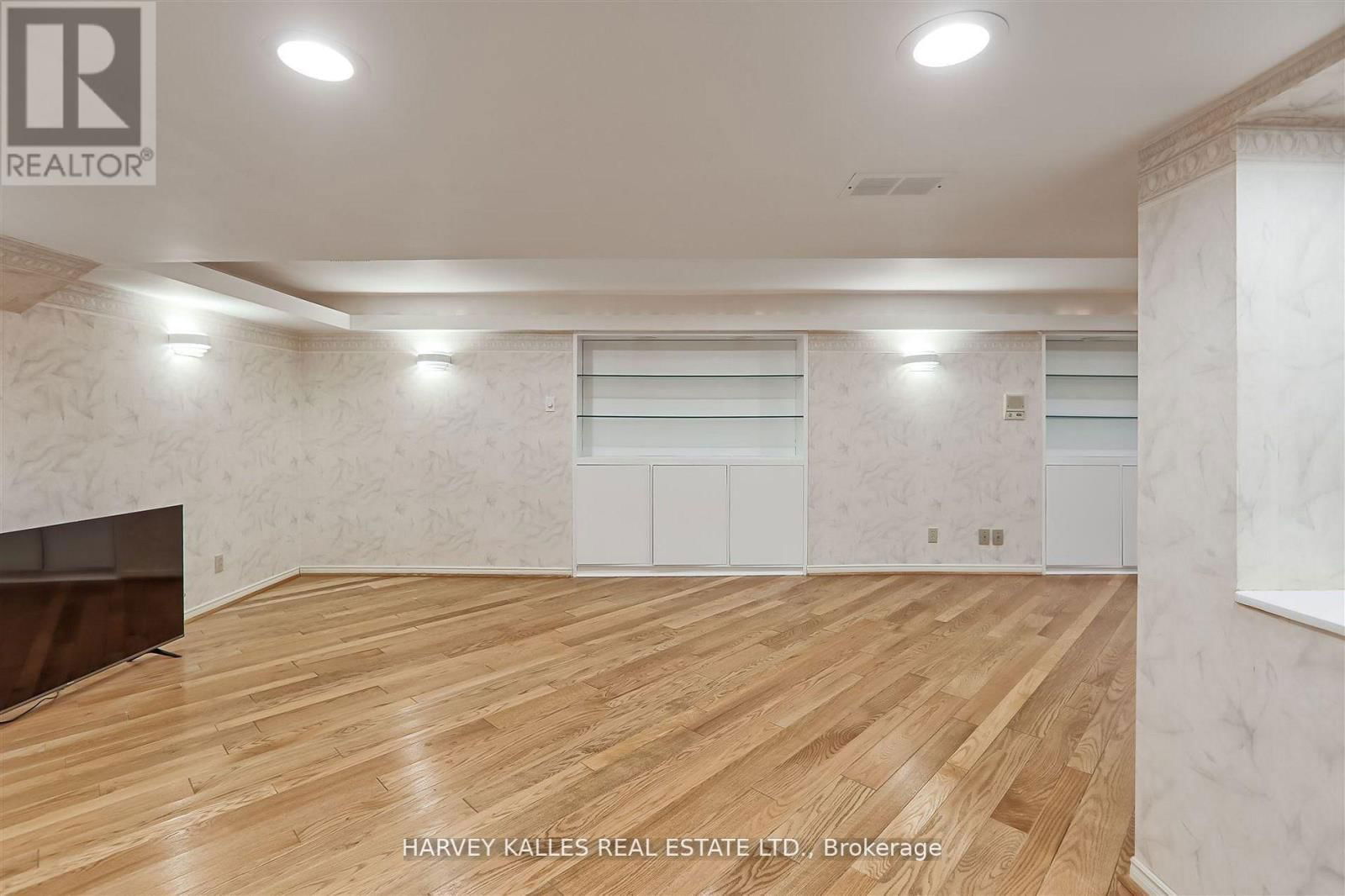 26 BRANTWOOD COURT Image 45