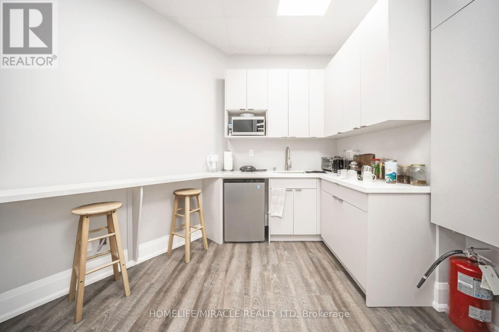 21 - 86 WOODBRIDGE AVENUE Image 25