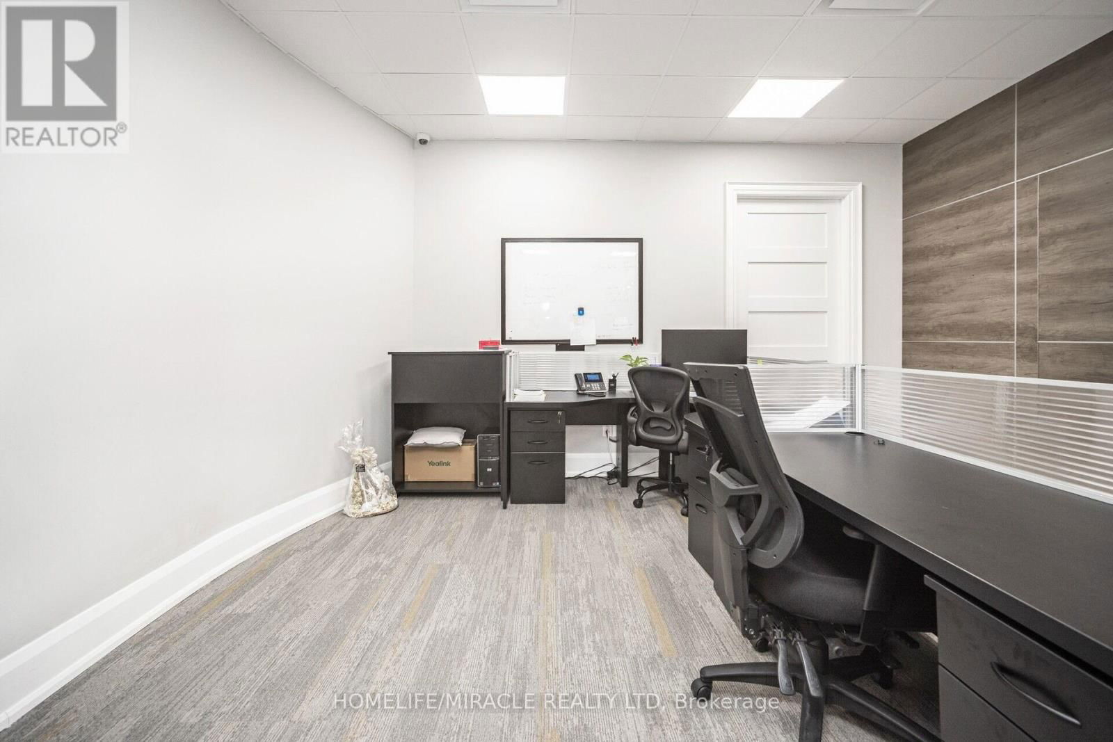 21 - 86 WOODBRIDGE AVENUE Image 32
