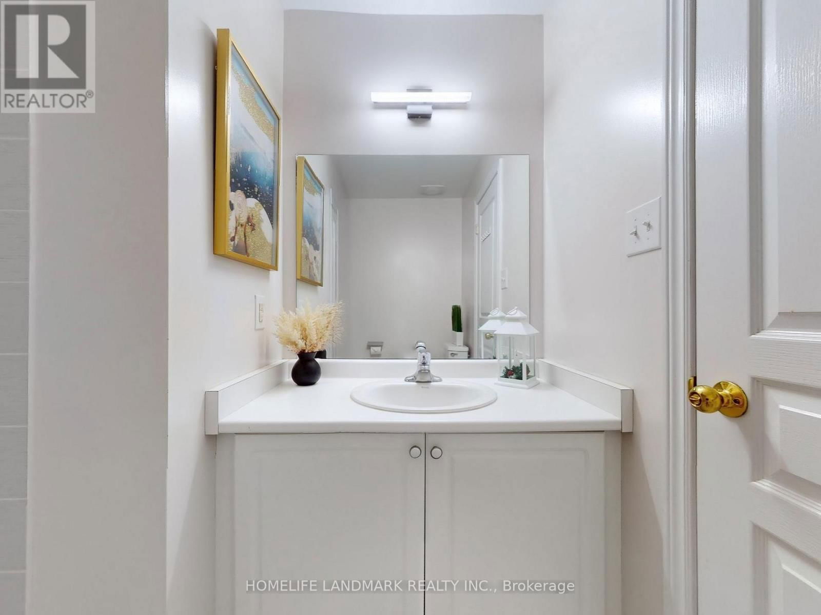 21 VIOLET AVENUE Image 23