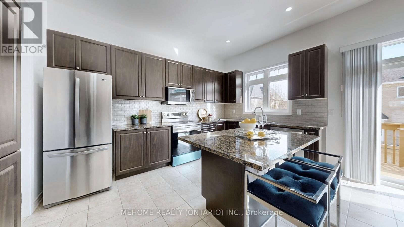 247 SELWYN ROAD Image 15